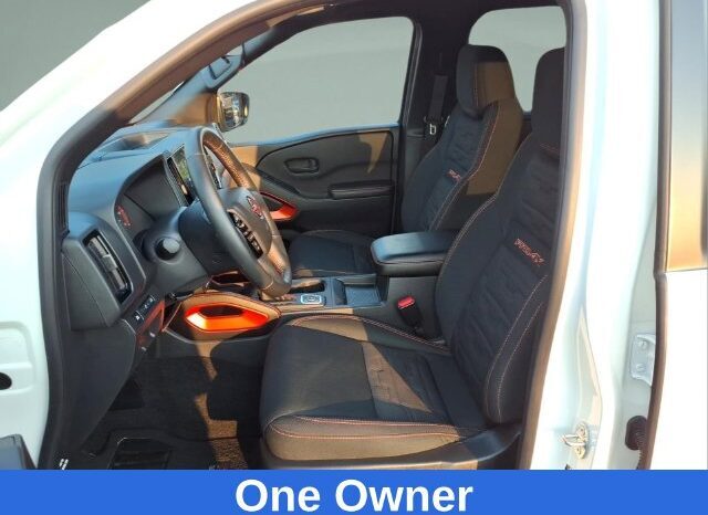 
								Nissan Frontier full									