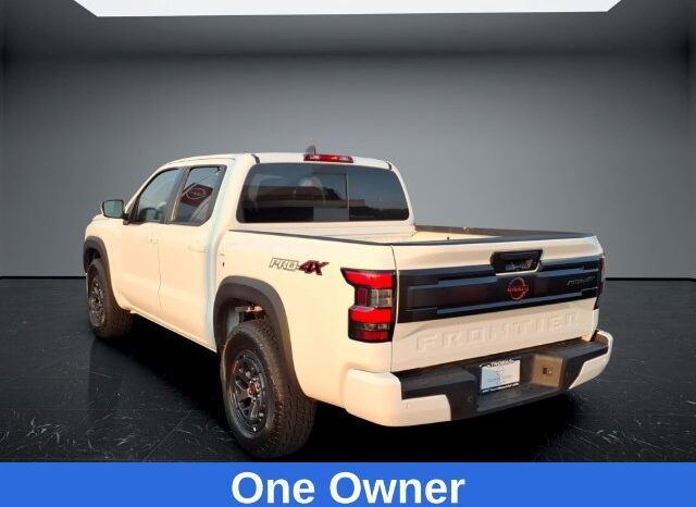 
								Nissan Frontier full									