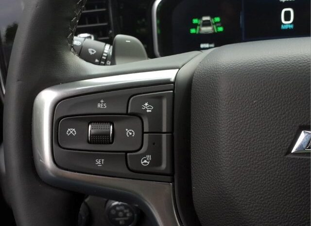 
								Chevrolet Silverado 1500 full									
