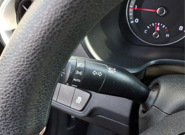 
								Kia Forte full									