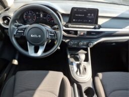 
										Kia Forte full									
