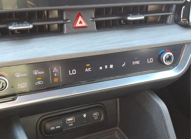 
								Kia Sportage full									