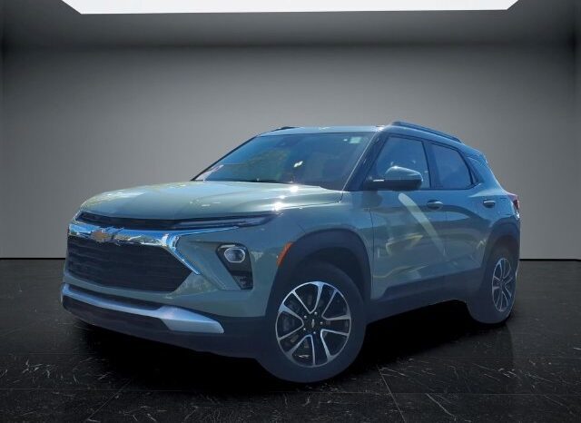 
								Chevrolet TrailBlazer full									