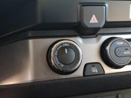 
										Toyota Tacoma full									