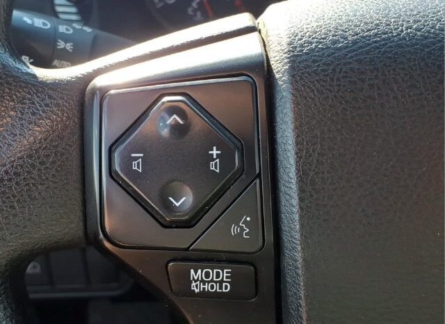 
								Toyota Tacoma full									