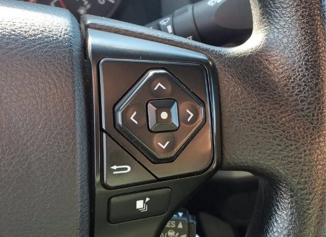 
								Toyota Tacoma full									