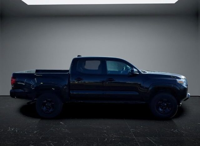 
								Toyota Tacoma full									