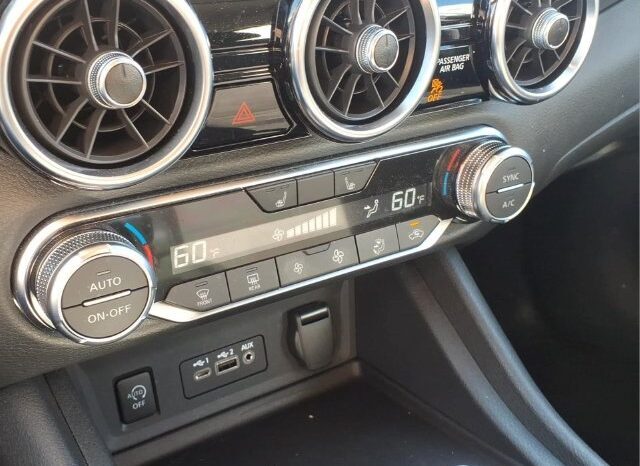 
								Nissan Sentra full									
