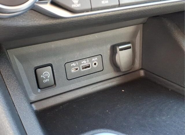 
								Nissan Sentra full									