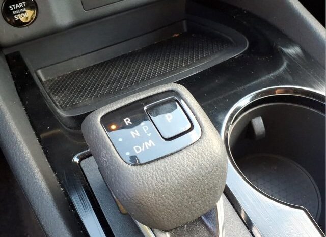 
								Nissan Rogue full									