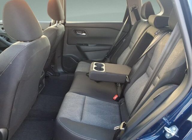 
								Nissan Rogue full									