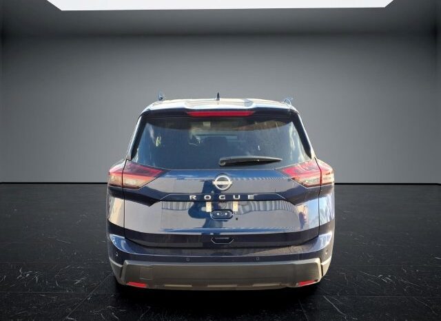 
								Nissan Rogue full									