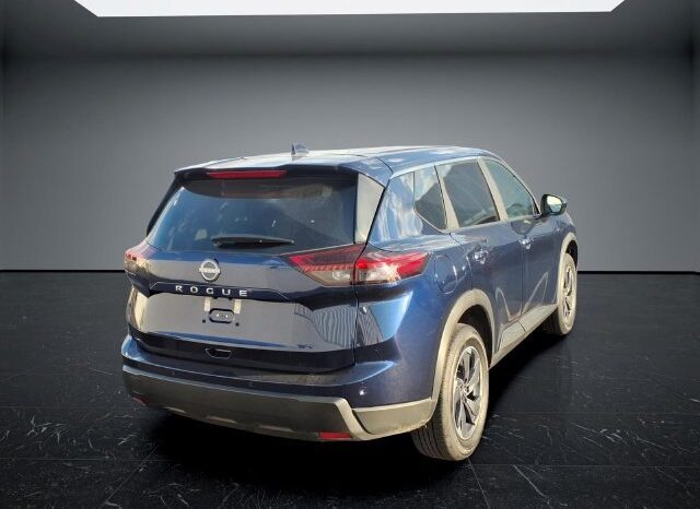 
								Nissan Rogue full									